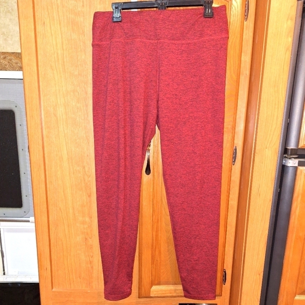 Soft Surroundings size large womens jogging pants in heathered burgundy.